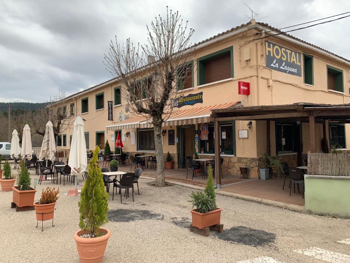 La Laguna Luaran gambar