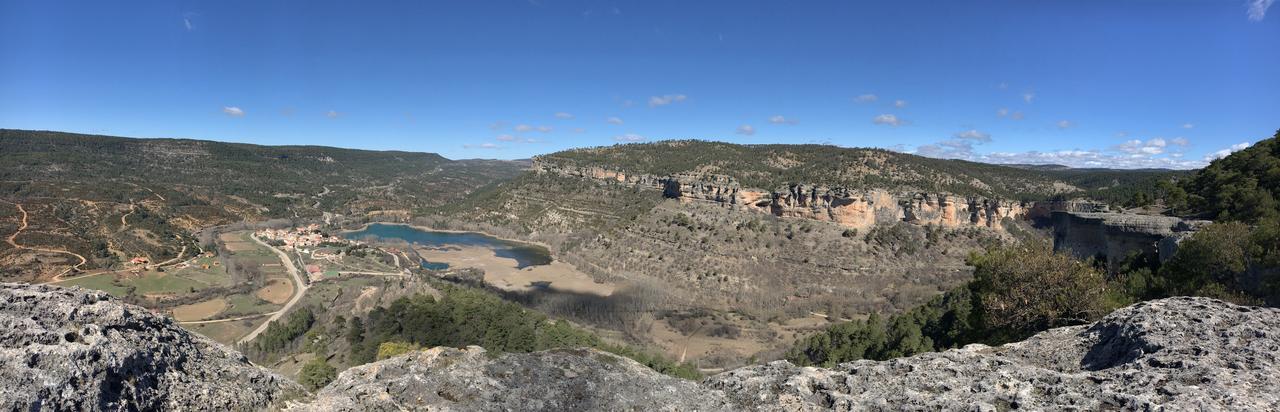 La Laguna Luaran gambar